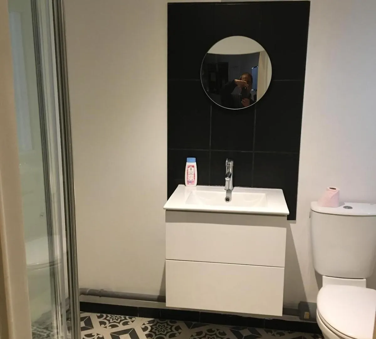 Le Paris Saint Ouen Hotel